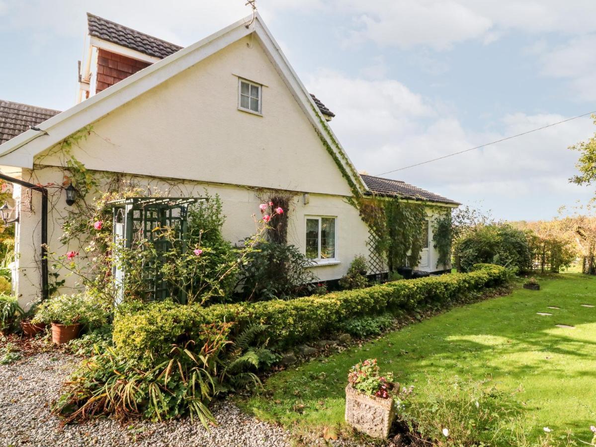 Claire'S Cottage Poughill  Exterior foto