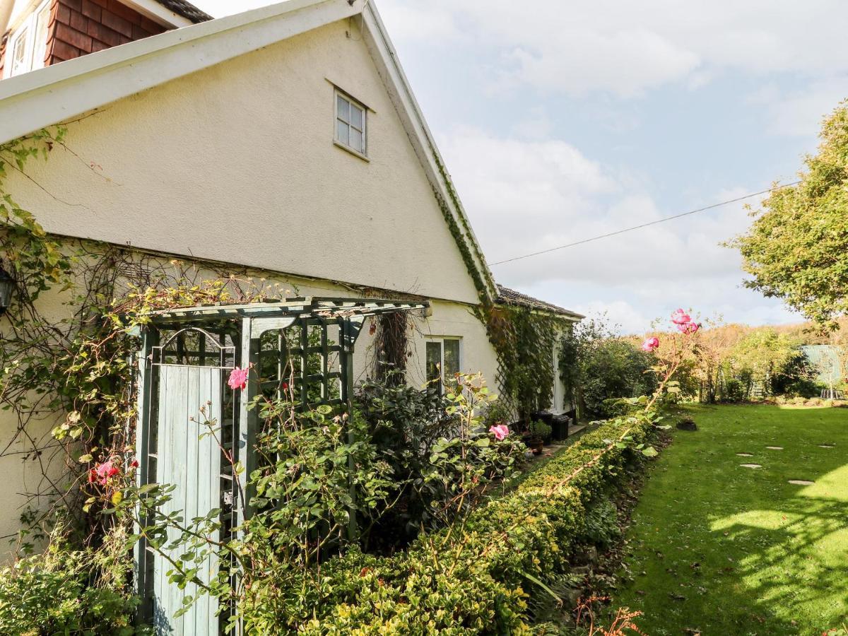 Claire'S Cottage Poughill  Exterior foto